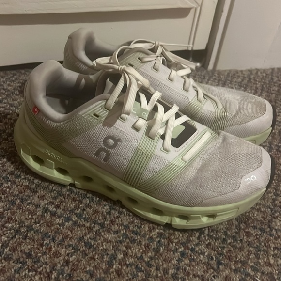 On Running‎ On Cloudgo Frost Hay White Green Shoes size 6.5 - Picture 2 of 10